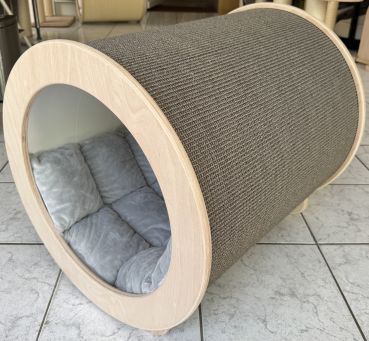 Preview: B-Ware Jumbo Bodenrolle aus Multiplex Buche – XXL Katzenhöhle mit Sisal – Ø 50 cm