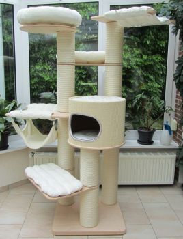 Kratzbaum M1JumboHöhle-03