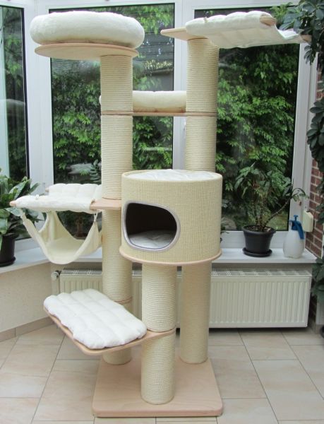 Kratzbaum M1JumboHöhle-03
